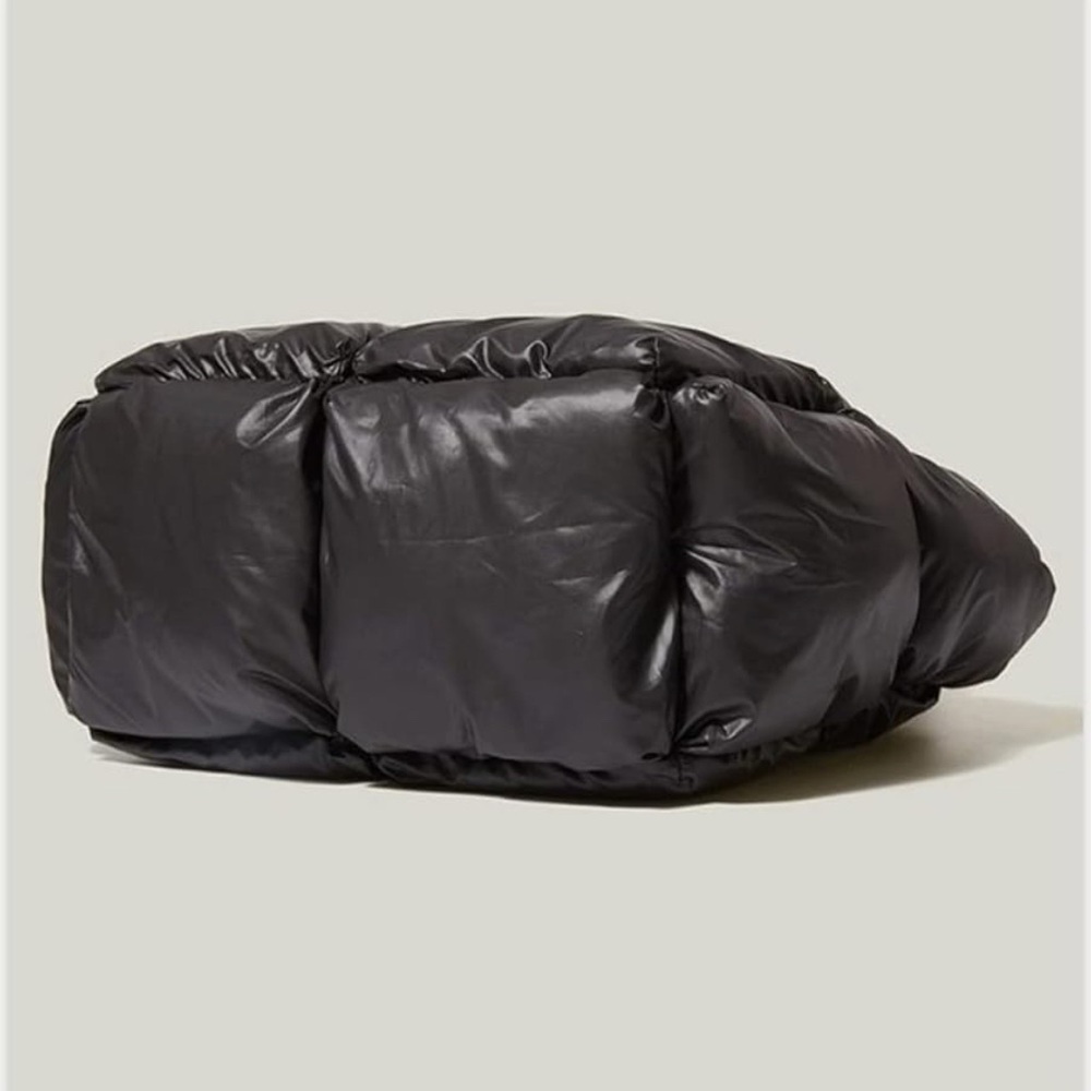 Chic Black Puffer Tote Bag - Picture 10 of 10